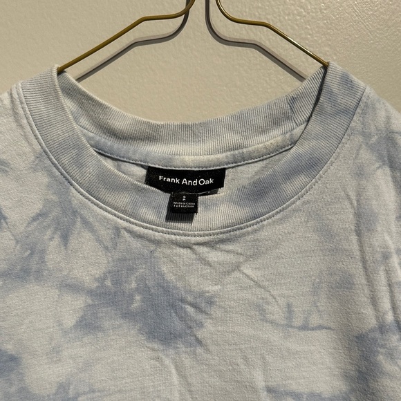 🌸Frank & Oak Blue Tie-Dye Short Sleeve Tee - Picture 3 of 5